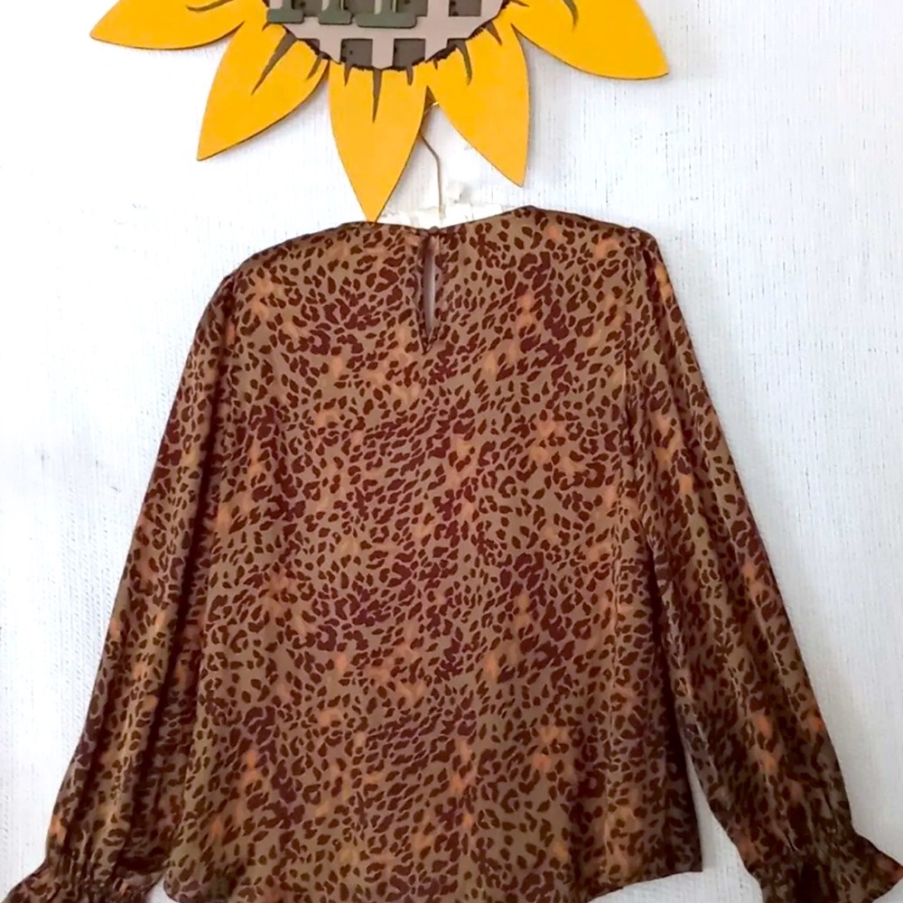THML Top M Cute Olive Green & Brown Satin Leopard Print Rolled Hem Shirt Blouse - Picture 4 of 8
